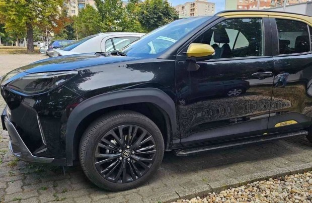 18" gyri Toyota Yaris Cross alufelni szenzorok 7mm nyrigumi 18 felni