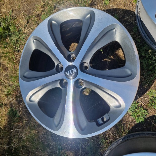 18" gyári kia alufelni sportage carens felni hyundai 5x114,3