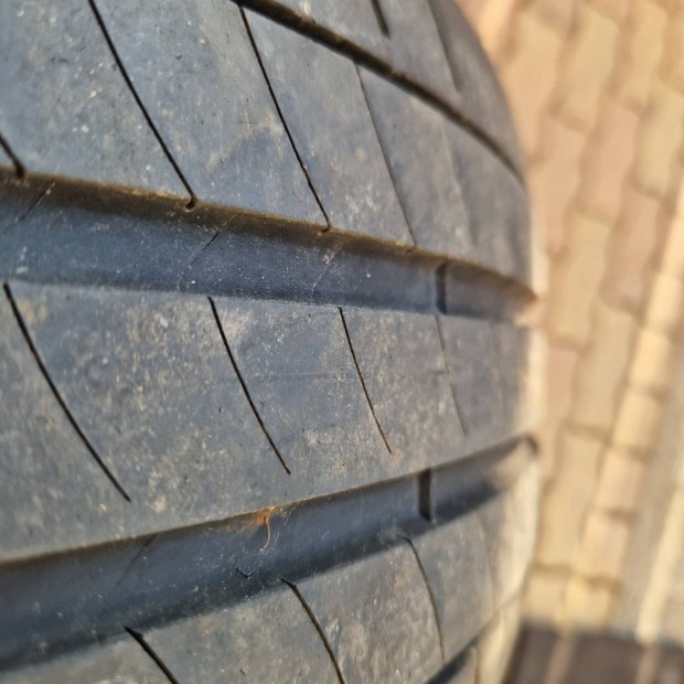 18" gy�ri toyota chr alufelni 225/50 18 ny�rigumi c-hr felni