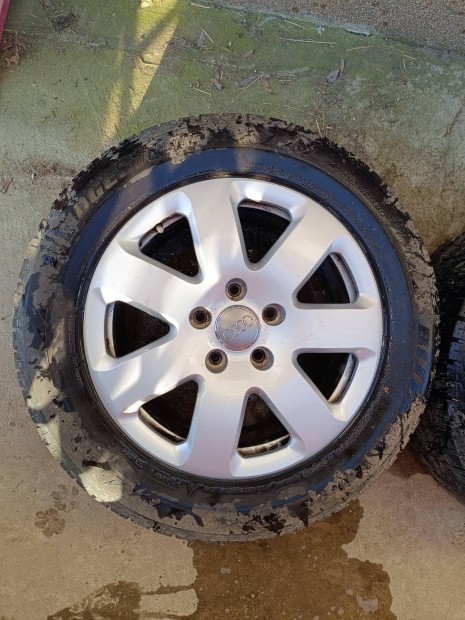 18"-os Audi alufelni Bridgestone Blizzak LM-25 4x4 tli gumikkal