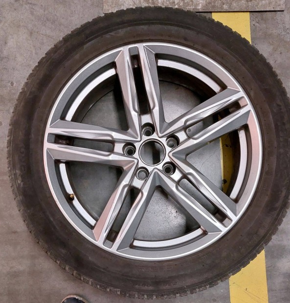 18-as Ford Kuga S-Max Galaxy Mondeo Hankook n�gy�vszakos garnit�ra