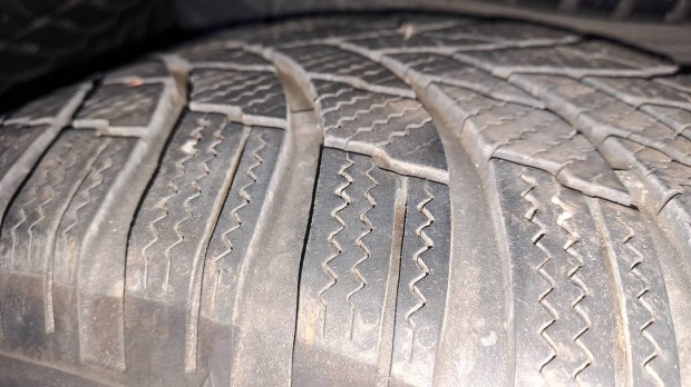 18 as tli gumi 225/60R18 elado