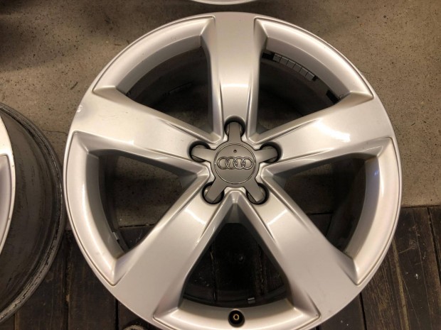 18 col gyri Audi alufelni 18 colos 5x112