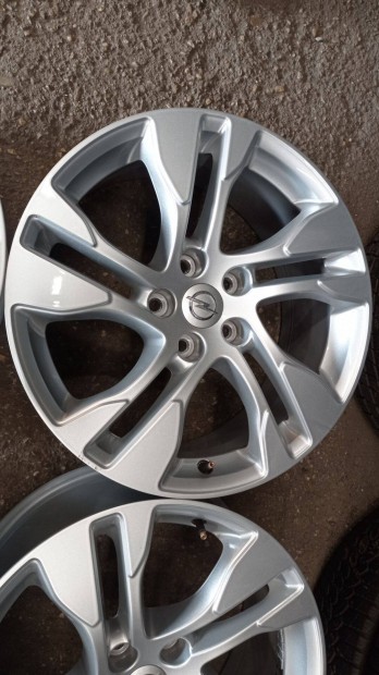 18 colos hasznlt 5x115 lyukoszts szp llapot Gyri Opel Insignia,