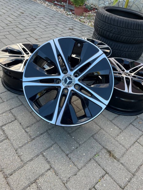 18 gyri Mercedes Bicolor A/B/CLA