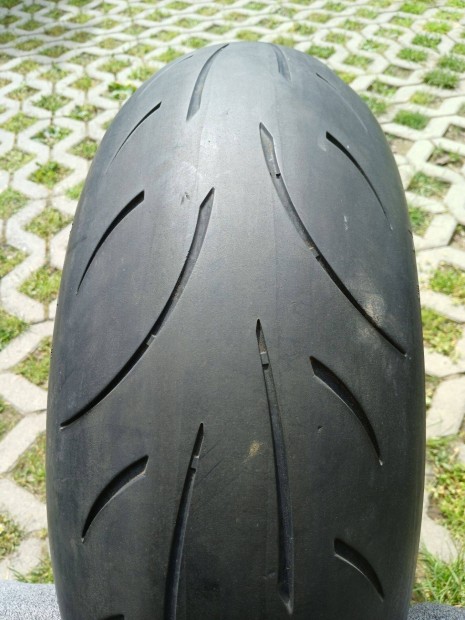 190/50-17 Metzeler Sportec M9 RR sport motorgumi 2021.évj