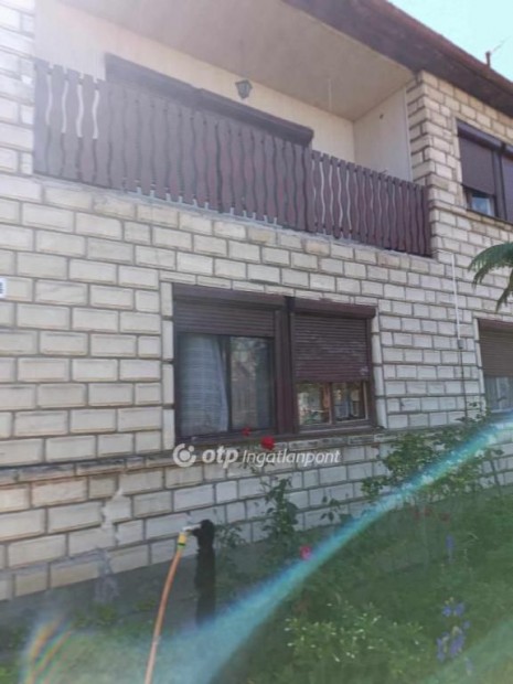 190 nm-es h�z elad� �jfeh�rt�