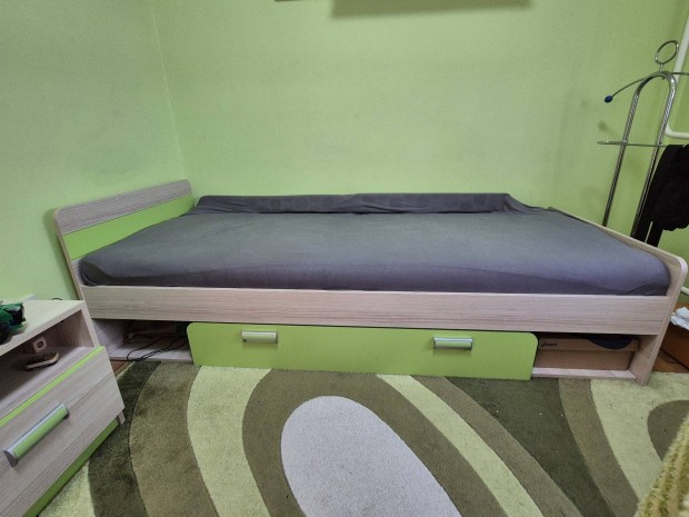 190x80 cm ifj�s�gi �gy, gyerek�gy