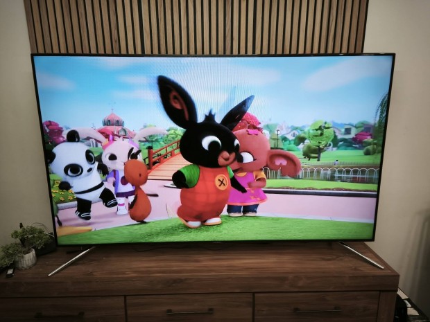 192CM Samsung LED TV.