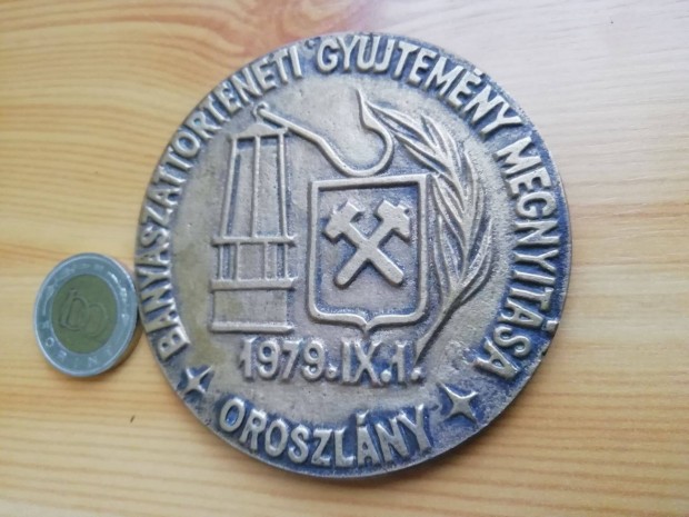 1937-es Segdakna Megnyits.1979-es Oroszlnyi Bnysz em