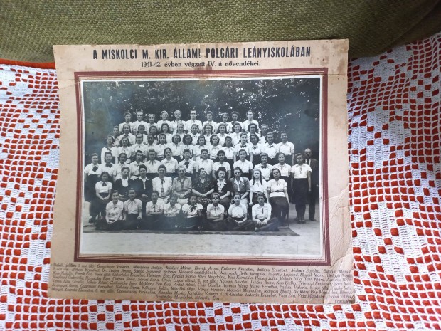 1942-es régi fotó kemény lapon a képeken látható állapotban