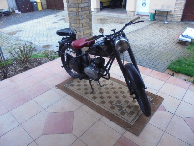 1957-es D Csepel okmnyok nlkl