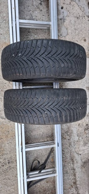 195/45R16 Hankook 