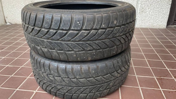 195/45 R16 Maxxis Arctictrekker téli gumi, 2 db