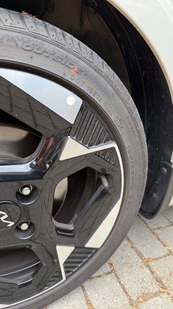 195/45 R16 Nyári gumi Eladó