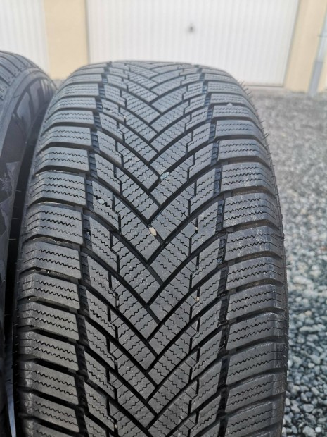 195/50R15 2db 99% 2023 tligumi