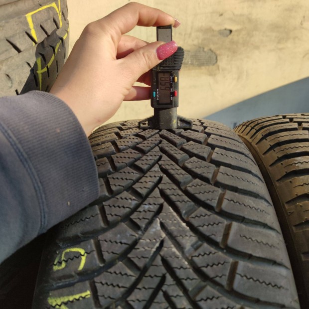 195/50 R15 Lassa téli gumi 66000ft a 4d/6/