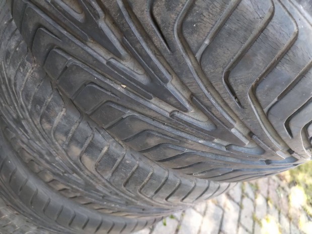 195/50 R15 nyárigumi 5.5mm 5000Ft a 4db 195 50 15 15"