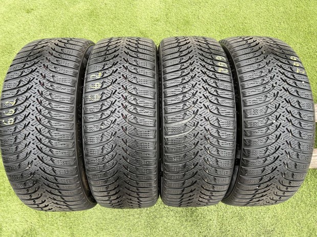 195/50 R16 Kumho WinterCraft WP51 tli gumi 5-6mm