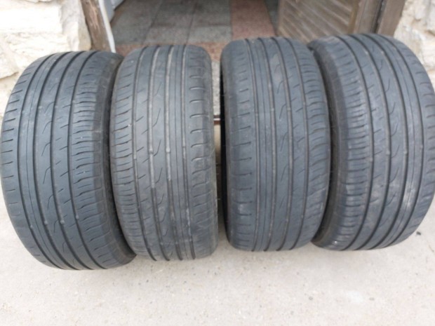 195/50 r15 Toyo nyrigumik