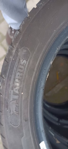 195/50r16 taurus nyári gumi