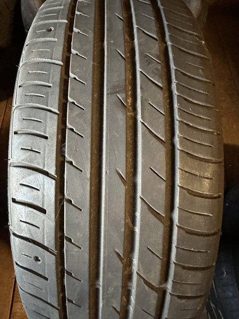 195/55R15 Falken