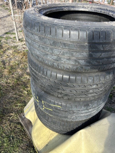195/55R15 ny�ri gumi Hankook Lauffen