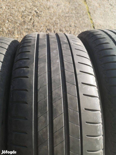 195/55R16 40e/garn Bridgestone nyárigumik