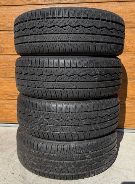 195/55R16 Toyo 4 vszakos gumi szett dot22 195/55 R16