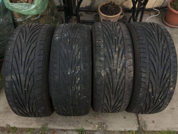 195/55 R14 nyári gumi Toyo eladó!