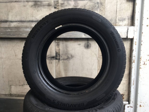 195/55 R15 Barum nyári gumi 99%-os állapotban 195 55 15