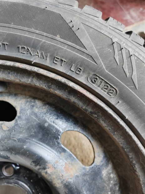 195/55 R15 Téligumi