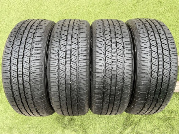 195/55 R15 Tracmax Ice-Plus S110 tli gumi 7mm