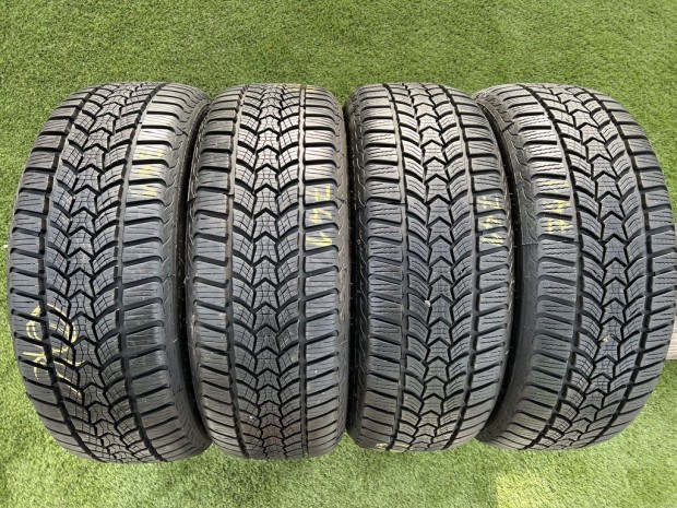 195/55 R16 Dunlop Winter Trail tli gumi 7-8,5mm