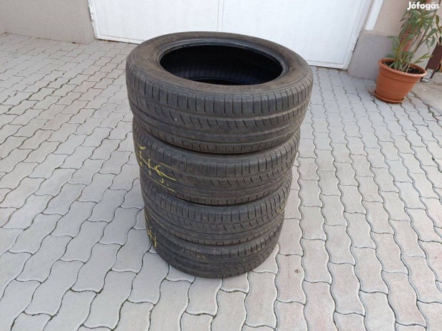 195/55 R16 Pirelli nyri gumi garnitra keveset futott 4db egyforma