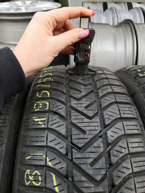 195/55 R17 Pirelli tli gumi 50000ft a 4db/228/