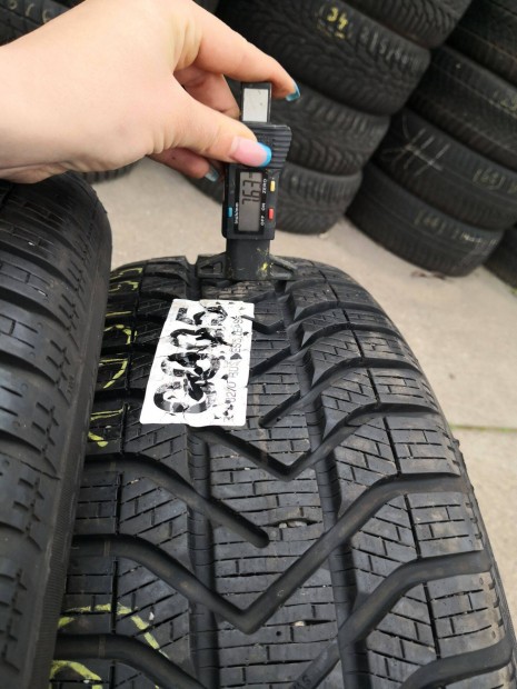 195/55 R17 Pirelli téli gumi 77000ft a 4db /130/