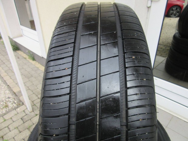 195/55 R 20 Goodyear ny�ri gumi elad�