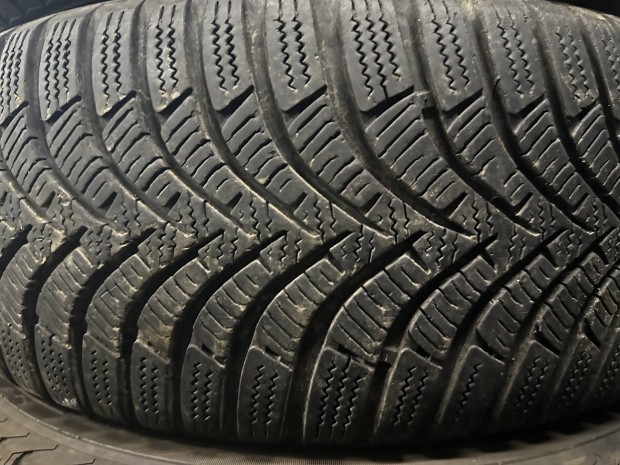 195/60R15 Hankook tli gumik elad.