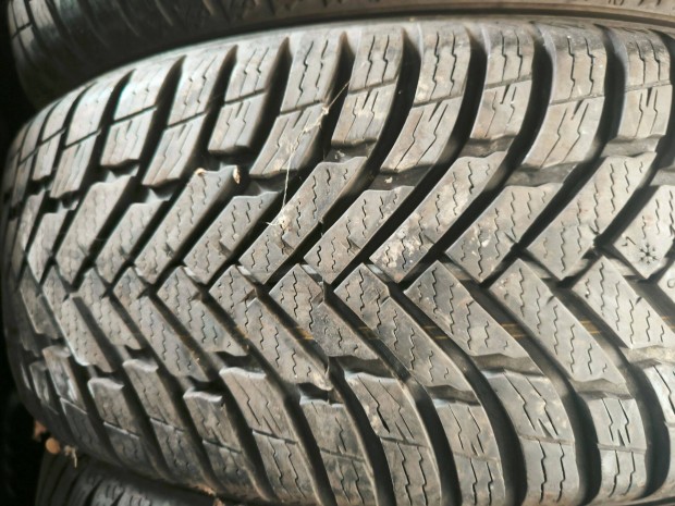 195/60R15 Négyévszakos Nokian gumik