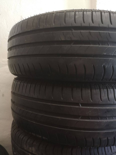 195/60R16 2db Michelin nyrigumik eladk