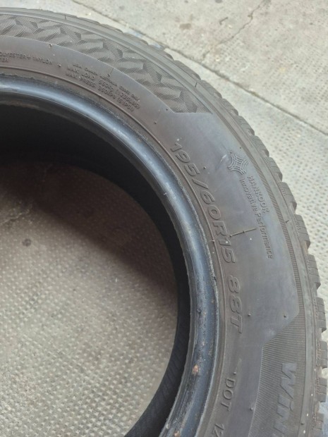 195/60 R15 Hankook tligumi