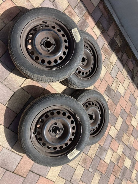 195/60 R15" G Astra lemezfelnik + nyári gumival