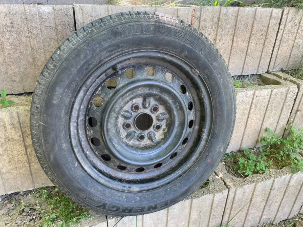 195/60 R15 felni+gumi toyota avensis