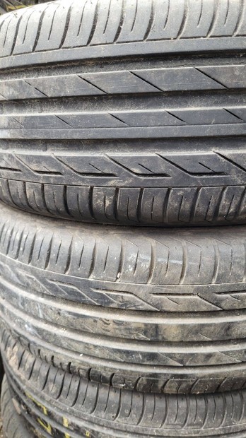 195/60 R15 ny�ri gumi szett