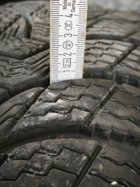 195/60 R15 tli gumi