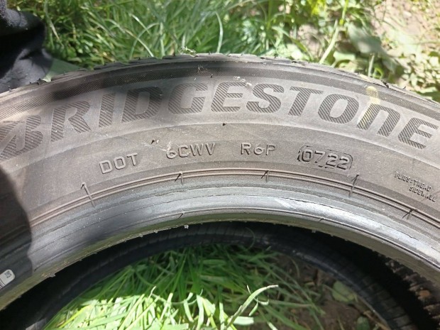 195/60 R16 89H Bridgestone nyári gumi (4 db), alig használt állapotban