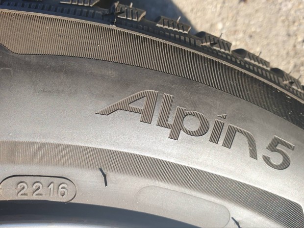 195/60 R16 Michelin alpin 5 tligumi garnitra 