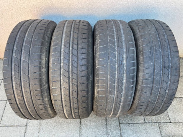 195/60 R16 Nyrigumik a ngy db egyben 10.000 Ft