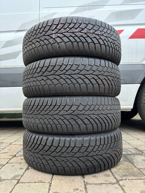 195/60 r15  195/60r15  Contiental tli gumi 